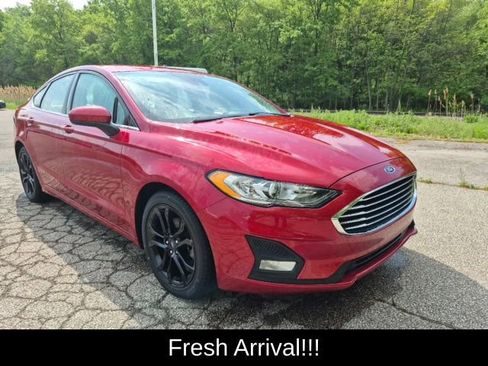 Used 2020 Ford Fusion SE w/ Equipment Group 151A FWD image 1