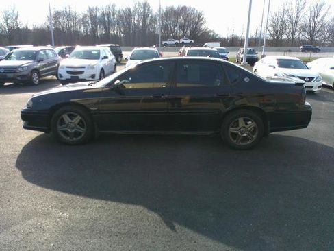 Used 2004 Chevrolet Impala SS w/ Preferred Equipment Group image 3