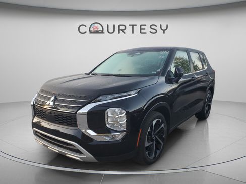 Used 2024 Mitsubishi Outlander SE FWD image 31