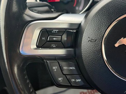 Used 2022 Ford Mustang Premium RWD image 20