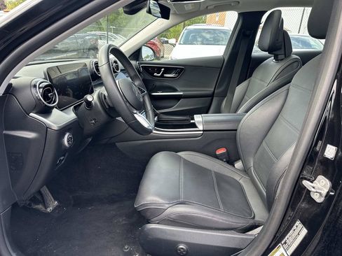 Used 2025 Mercedes-Benz C 300 4MATIC Sedan image 24