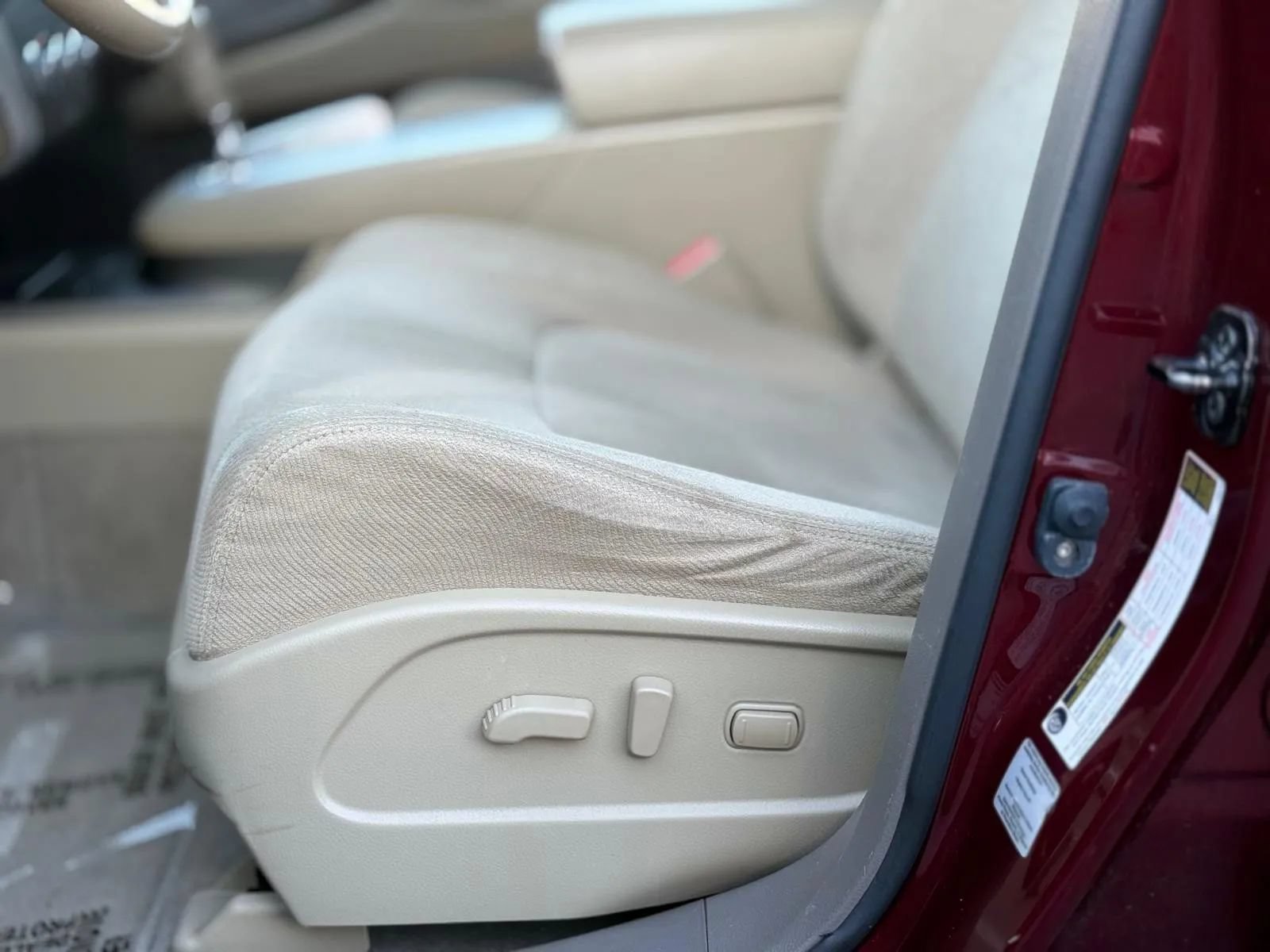 Used 2012 Nissan Murano SV AWD/4WD image 11