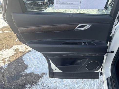 Used 2024 Genesis GV80 2.5T image 20