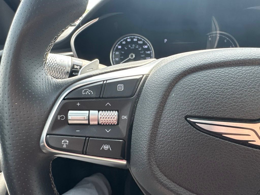 Used 2025 Genesis G70 2.5T AWD/4WD image 22