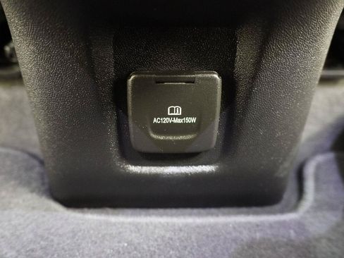 Used 2020 Chevrolet Equinox Premier FWD image 34