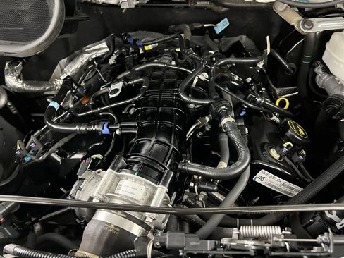 Used 2023 Ford Transit 350 XLT image 34