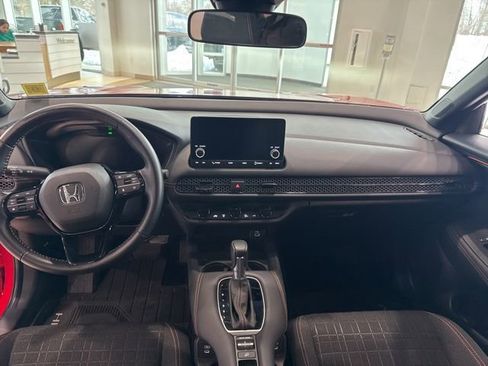 Certified 2025 Honda HR-V Sport image 14