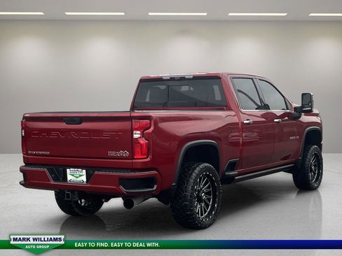 Used 2021 Chevrolet Silverado 2500 High Country w/ Z71 Off-Road Package image 3