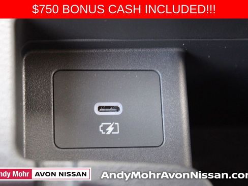 New 2025 Nissan Versa SV w/ Trunk Package image 27