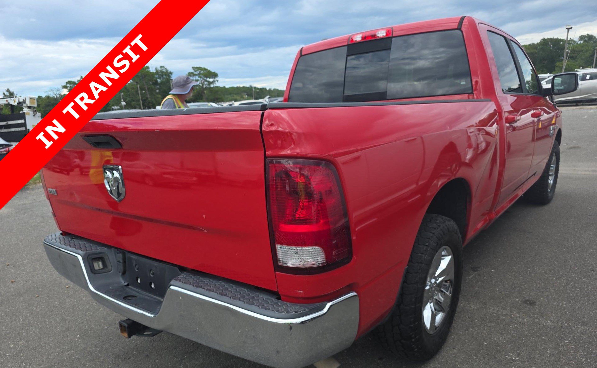 Used 2019 RAM 1500 Classic SLT RWD image 3