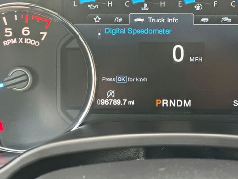 Used 2018 Ford F150 Lariat w/ Equipment Group 502A Luxury AWD/4WD image 25