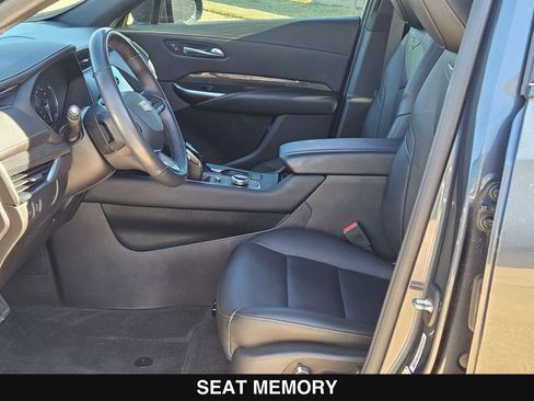 Used 2021 Cadillac XT4 Sport image 11