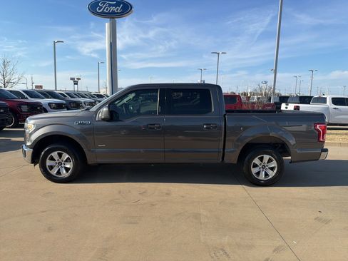 Used 2016 Ford F150 XLT image 2