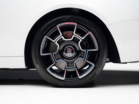 Used 2020 Rolls-Royce Wraith image 22