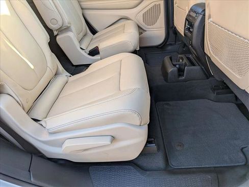 Used 2023 Jeep Grand Cherokee L Limited image 20