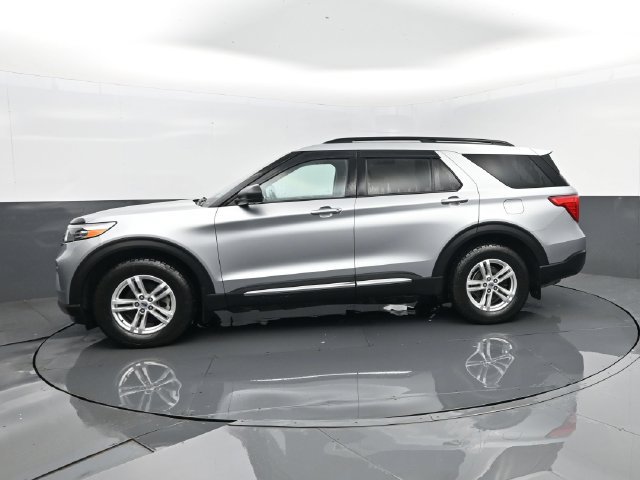 Used 2020 Ford Explorer XLT w/ Equipment Group 202A AWD/4WD image 5