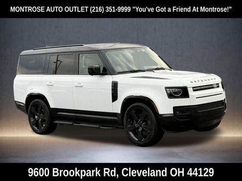 New 2026 Land Rover Defender 130 X-Dynamic SE image 7