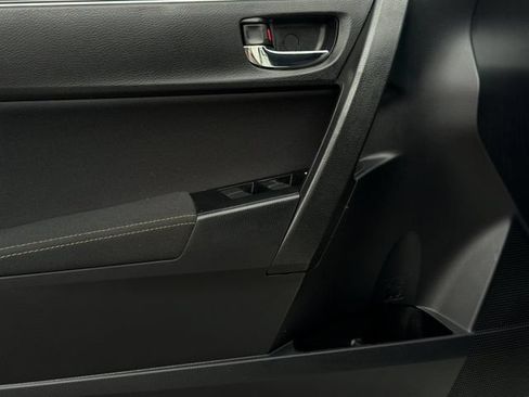 Used 2019 Toyota Corolla LE FWD image 12