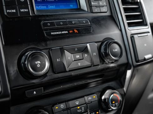 Used 2015 Ford F150 XL w/ Equipment Group 101A Mid RWD image 18