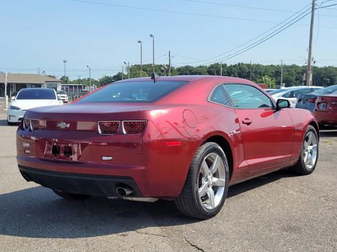 Used 2010 Chevrolet Camaro LT RWD image 8