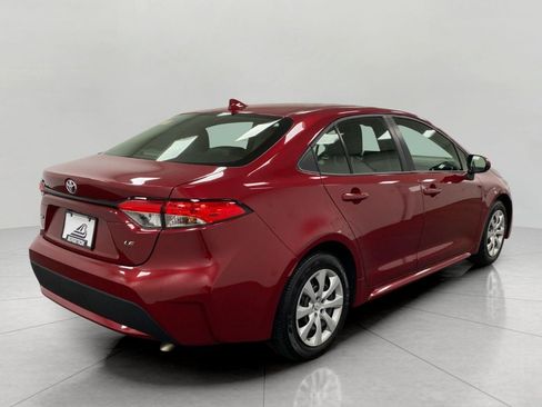 Used 2022 Toyota Corolla LE FWD image 4