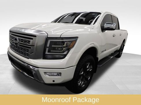 Used 2023 Nissan Titan Platinum Reserve w/ Moonroof Package image 5