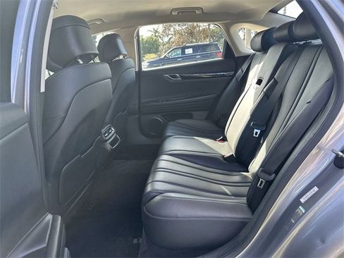 Used 2023 Genesis G80 2.5T image 26