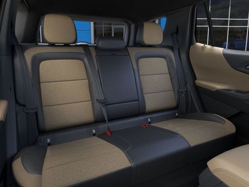 New 2026 Chevrolet Equinox ACTIV w/ Convenience Package III image 17