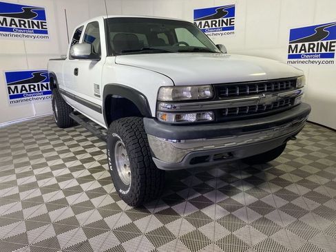 Used 2000 Chevrolet Silverado 1500 LT w/ Off-Road Chassis Pkg AWD/4WD image 1