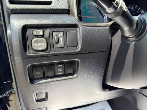 Used 2019 Toyota 4Runner TRD Off-Road Premium AWD/4WD image 27