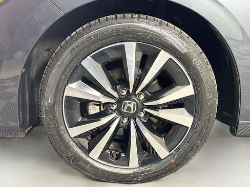 Certified 2022 Honda Civic EX-L image 29