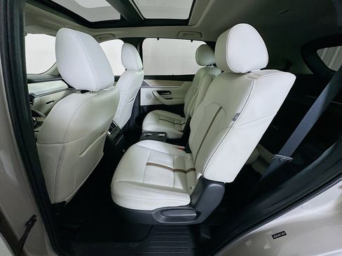 Used 2024 MAZDA CX-90 Plug-In Hybrid w/ Premium Plus image 30