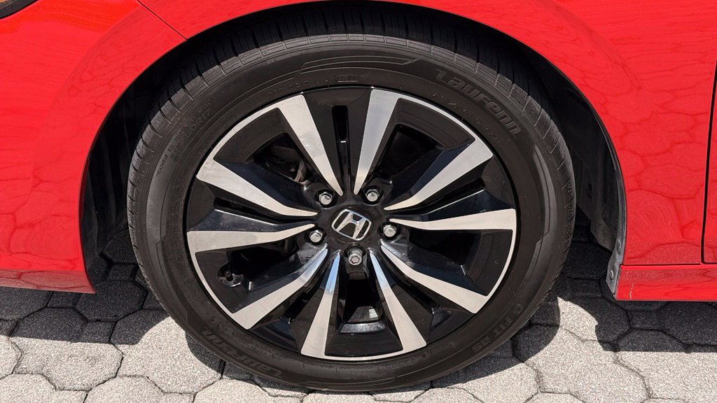 Used 2022 Honda Civic EX image 19