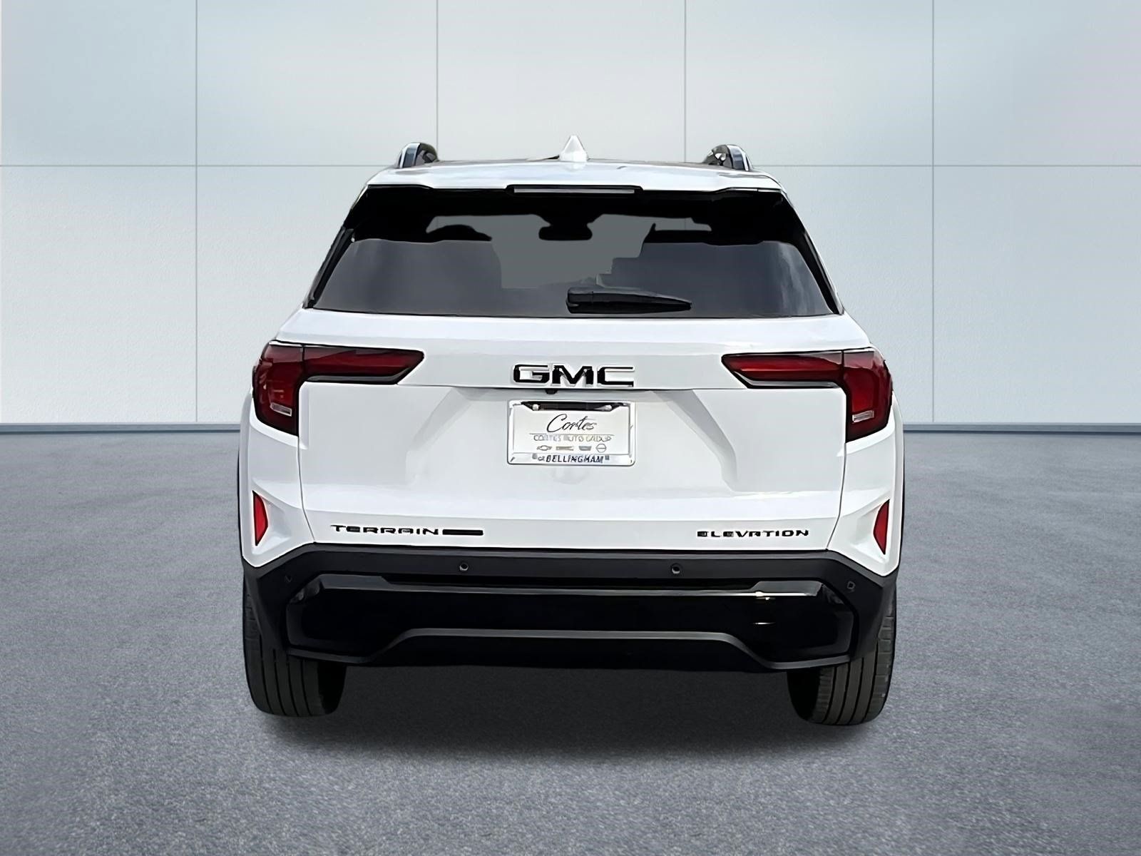 Used 2026 GMC Terrain Elevation w/ Elevation Premium Package AWD/4WD image 5