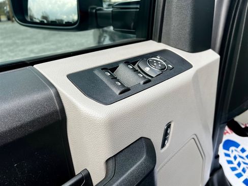 Used 2021 Ford F250 XL w/ STX Appearance Package image 30