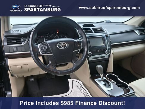 Used 2013 Toyota Camry XLE image 16