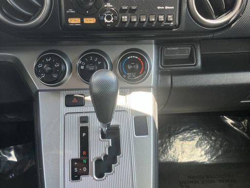 Used 2012 Scion xB FWD image 13