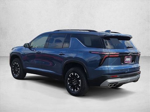 Used 2025 Chevrolet Traverse Z71 AWD/4WD image 8
