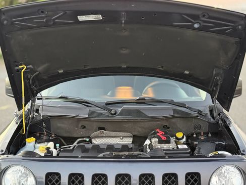 Used 2015 Jeep Patriot Sport w/ Power Value Group AWD/4WD image 28