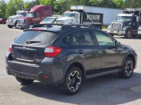 Used 2016 Subaru Crosstrek 2.0i Limited AWD/4WD image 5