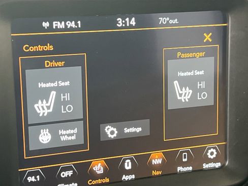 Used 2022 Jeep Renegade Latitude w/ Convenience Group image 20