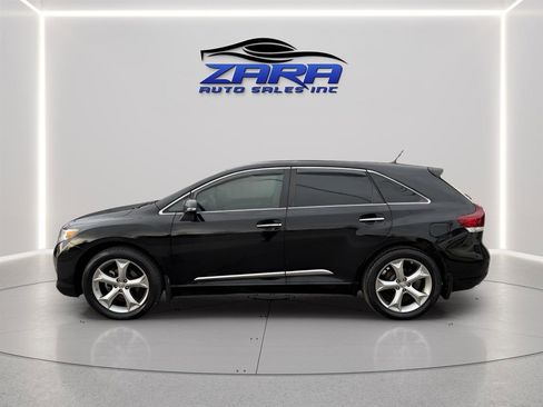 Used 2013 Toyota Venza XLE w/ XLE Premium Pkg image 3