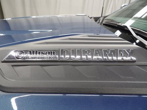 Used 2024 Chevrolet Silverado 2500 High Country image 49