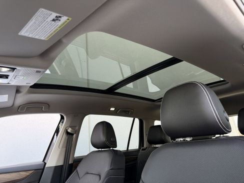 New 2026 Volkswagen Atlas SE image 19