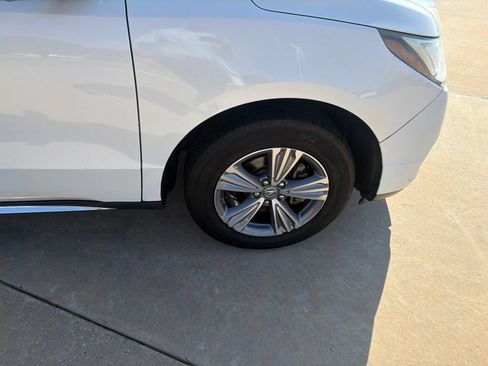 Used 2020 Acura MDX FWD image 13