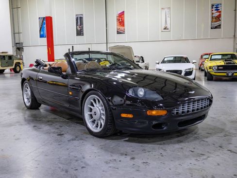 Used 1997 Aston Martin DB7 Volante RWD image 8