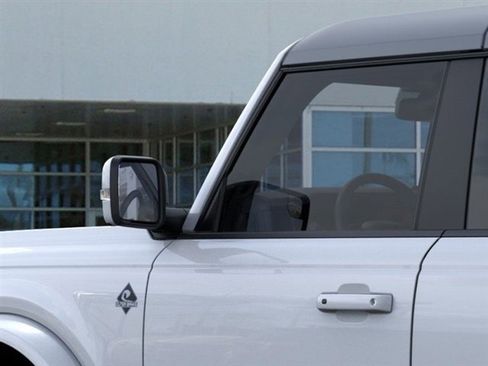 New 2025 Ford Bronco Outer Banks image 22