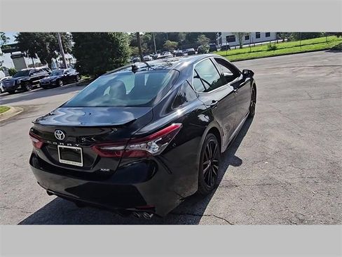 Used 2023 Toyota Camry XSE image 21