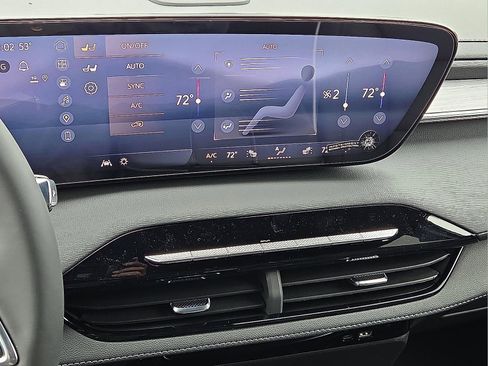 New 2026 Buick Enclave Preferred FWD image 21