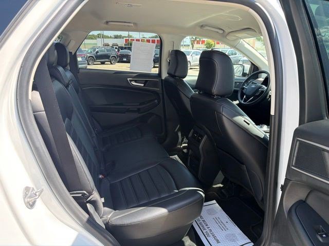 Used 2024 Ford Edge SEL AWD/4WD image 17